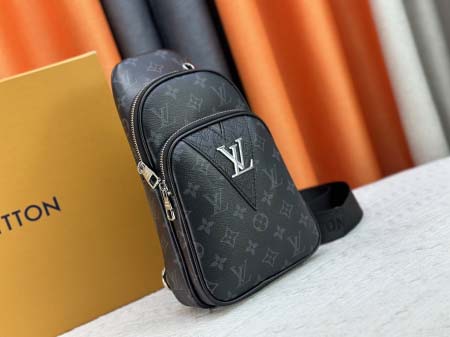 2025年5月28日入荷Louis Vuitton バッグM3541-4 M46344 M46327 M41719 SIZE：28cm-18cm-11cm 人気の新作/誕生日プレゼント/ZC工場