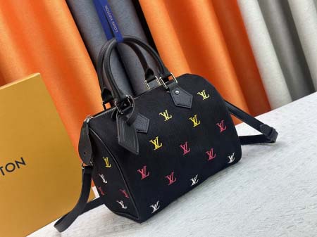 2025年5月28日入荷Louis Vuitton バッグM40391 M13966 M14136  Pharrell Williams   LV Blason  40x27x20cm 人気の新作/誕生日プレゼント/ZC工場