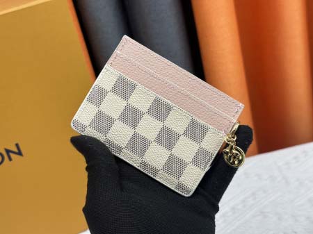 2025年5月28日入荷Louis Vuitton名刺入れM82739  Monogram Monogram SIZE：10.2 x 7.3 x 0.3 CM 人気の新作/誕生日プレゼント/ZC工場