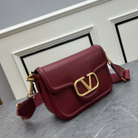 2025年5月29日入荷新作 VALENTINO GARAVANI ALLTIME SIZE：23.5 x18 x 8 CM お安い/人気/革/バッグ/XX工場