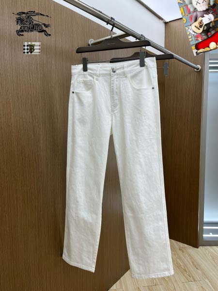 2025年5月9日入荷新作burberryジーパン安価で人気...