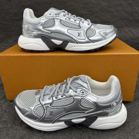 2025年5月15日入荷新品Louis Vuitton原版復...