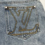 2025年5月17日入荷新作LV 25SS DENIM SHORTS  LV LOGO デニム半ズボン  30 32 34 36高级品/人気/誕生日プレゼント/人気/ファッション/トレンド/限定/WB工場
