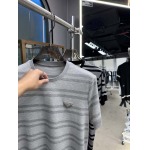 2025年5月22日入荷新作Prada半袖Tシャツ 原版复刻高級品香港の会社超厳選★入手困難/誕生日プレゼント/yinx工場