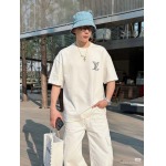 2025年5月23日入荷新作Louis Vuitton半袖 tシャツ男女兼用高品質★誕生日プレゼント/結婚祝い/内祝い/贈り物/SD工場