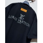 2025年5月23日入荷新作Louis Vuitton半袖 tシャツ男女兼用高品質★誕生日プレゼント/結婚祝い/内祝い/贈り物/SD工場