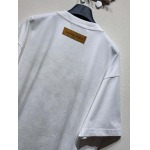 2025年5月23日入荷新作Louis Vuitton半袖 tシャツ男女兼用高品質★誕生日プレゼント/結婚祝い/内祝い/贈り物/SD工場