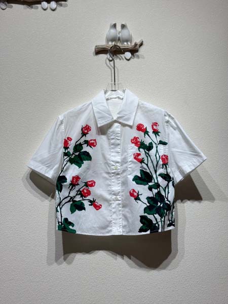 2025年5月23日入荷新作Loeweシャツ女性用高品質★誕...