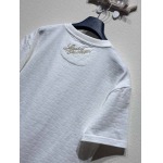 2025年5月26日入荷新作Louis Vuitton半袖 Tシャツ男女兼用高品質★誕生日プレゼント/結婚祝い/内祝い/贈り物/SD工場