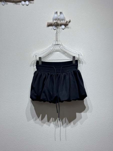 2025年5月27日入荷新作13DEズボン 女性用高品質★フ...