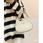 2025年5月28日入荷新作Prada  SIZE:27x19x5cm  お安い/人気/本革 バッグ/XX工場