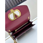 2025年5月28日入荷新作  VALENTINO新品  VLOGO SIGNATURE  -SIZE:19x10x6cm  お安い/人気/本革 バッグ/XX工場