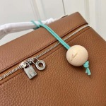 2025年5月28日入荷新作  Loro Piana Extra pocket SIZE:27*10*16cm。  お安い/人気/本革 バッグ/XX工場