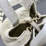 2025年5月28日入荷新作Dior CD mini  SIZE:13*15*12cm  お安い/人気/本革 バッグ/XX工場