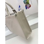 2025年5月28日入荷新作  Prada SIZE:33-25-11  お安い/人気/本革 バッグ/XX工場