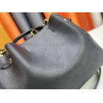 2025年5月28日入荷Louis Vuitton バッグM59203 M59200 M59655。 BELLA TOTE Flight Mode Monogram SIZE：32*23*13 人気の新作/誕生日プレゼント/ZC工場