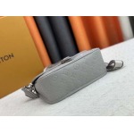 2025年5月28日入荷Louis Vuitton バッグM14214 M46583 M46584 M46386 M46388 M45985 SIZE：25.0× 9.0×15.0CM 人気の新作/誕生日プレゼント/ZC工場