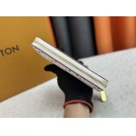 2025年5月28日入荷Louis Vuitton財布 M60017 M13922  Monogram Vivienne Holidays 2022系列， SIZE: 19.5 x 10.5 x 2.5 CM 人気の新作/誕生日プレゼント/