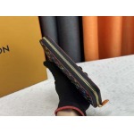 2025年5月28日入荷Louis Vuitton 財布 M60017 M13922 Monogram Vivienne Holidays 2022系列 SIZE: 19.5 x 10.5 x 2.5 CM 人気の新作/誕生日プレゼント/Z