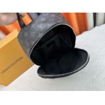 2025年5月28日入荷Louis Vuitton バッグM14020黑   Discovery Slim   Monogram Eclipse   SIZE:38x13x28cm 人気の新作/誕生日プレゼント/ZC工場