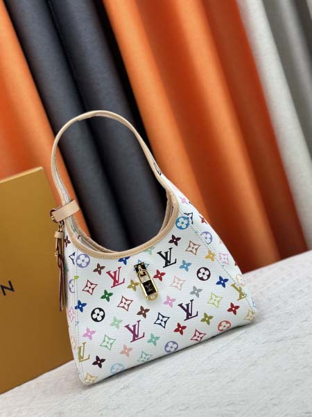 2025年5月28日入荷Louis Vuitton バッグM...