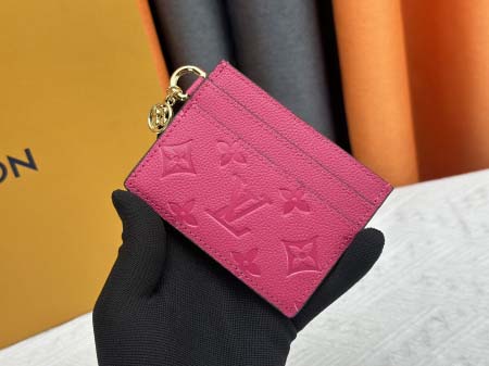 2025年5月28日入荷Louis Vuitton名刺入れM...