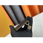 2025年5月28日入荷Louis Vuitton名刺入れM82739  Monogram Monogram SIZE：10.2 x 7.3 x 0.3 CM 人気の新作/誕生日プレゼント/ZC工場