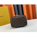 2025年5月28日入荷Louis Vuitton バッグM46581  NéONOé BB Monogram Neoono BB 20 x 20 x 13 cm。 人気の新作/誕生日プレゼント/ZC工場