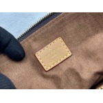 2025年5月28日入荷Louis Vuitton バッグCoussin  SIZE：26 x 20 x 12CM 人気の新作/誕生日プレゼント/ZC工場