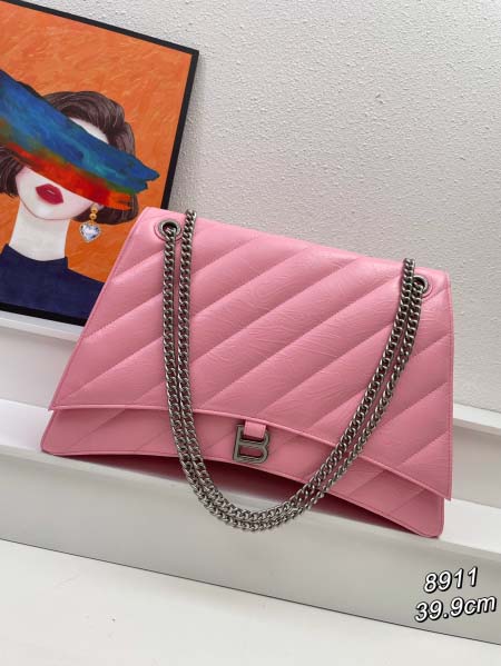 2025年5月29日入荷新作 Balenciaga  cru...