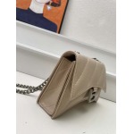 2025年5月29日入荷新作 Balenciaga Crush SIZE：21x4.5x15cm    お安い/人気/革/バッグ/XX工場