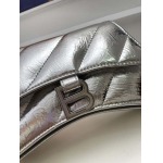 2025年5月29日入荷新作 Balenciaga Crush SIZE：21x4.5x15cm    お安い/人気/革/バッグ/XX工場