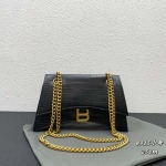 2025年5月29日入荷新作 Balenciaga  SIZE： 25x15x9.5cm お安い/人気/革/バッグ/XX工場