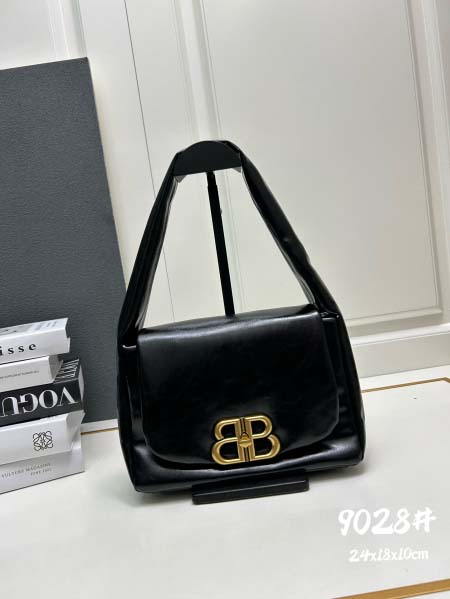 2025年5月29日入荷新作Balenciaga新作 HOB...
