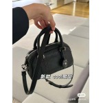 2025年5月29日入荷新作Dior-25vibe East-Westボウリングのミニバッグ  SIZE 20.5*12*7cmお安い/人気/革/バッグ/XX工場
