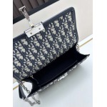 2025年5月29日入荷新作【Dior 30 Montaigne 】 SIZE:25x15x8 お安い/人気/革/バッグ/XX工場