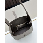 2025年5月29日入荷新作新作P260YSLわきの下バッグSIZE22x21x9お安い/人気/革/バッグ/XX工場