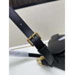 2025年5月29日入荷新作 Soft Saddle Dior  SIZE:24x20x7CM お安い/人気/革/バッグ/XX工場