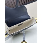 2025年5月29日入荷新作 Soft Saddle Dior SIZE:24x20x7CM お安い/人気/革/バッグ/XX工場