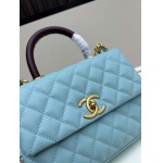 2025年5月29日入荷新作   Chanel  coco handle  Coco  SIZE22x15x8 お安い/人気/革/バッグ/XX工場