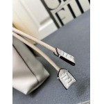 2025年5月29日入荷新作 Fendi SIZE:26.5X18X8.5Cmお安い/人気/革/バッグ/XX工場