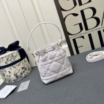 2025年5月29日入荷新作 dior caro SIZE:20x24x9CM お安い/人気/革/バッグ/XX工場