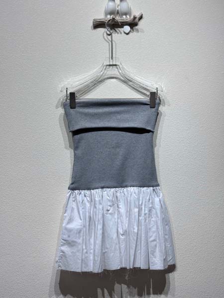 2025年6月4日入荷新作MIUMIU スカート高品質★ファッション/誕生日プレゼント/贈り物/SD工場