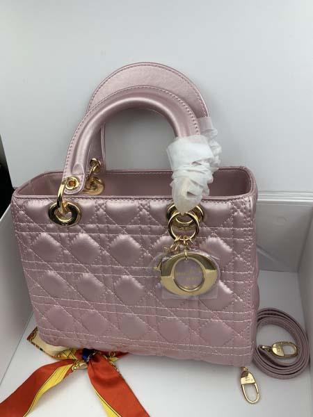 2025年6月5日入荷新作 Lady Dior SIZE:24CMx20CMx11CM    お安い/人気/革/バッグ/SY工場