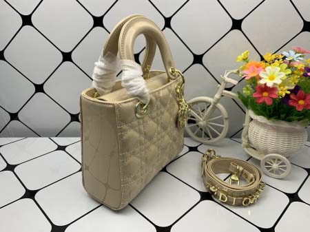 2025年6月5日入荷新作20CMx16.5CMx8CM  Lady Diorお安い/人気/革/バッグ/SY工場