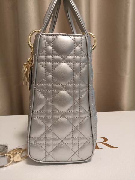 2025年6月5日入荷新作Lady Dior SIZE:24cm    お安い/人気/革/バッグ/SY工場