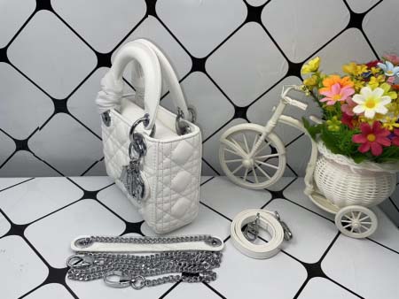 2025年6月5日入荷新作 17CMx15CMx7CM  Lady Diorお安い/人気/革/バッグ/SY工場