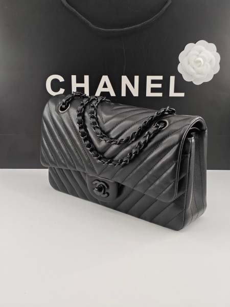 2025年6月5日入荷新作Chanel  A01112 SIZE:：25.5*15.5*6.5  お安い/人気/革/バッグ/SY工場