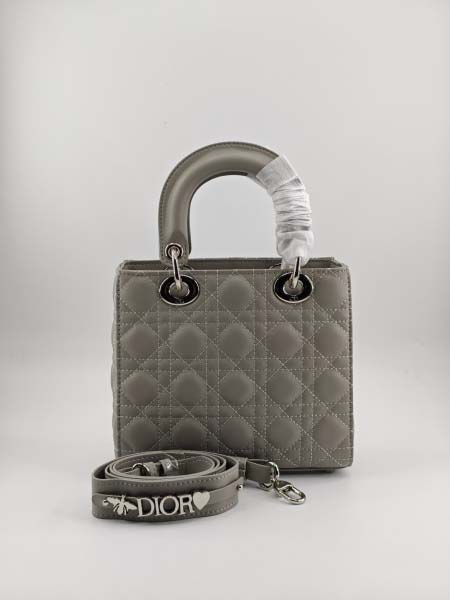 2025年6月5日入荷新作20CMx16.5CMx8CM  Lady Diorお安い/人気/革/バッグ/SY工場