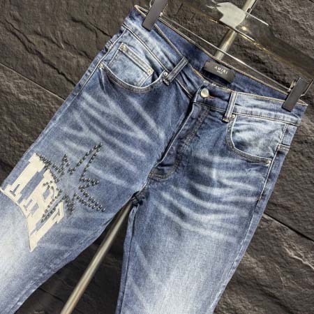 2025年6月16日入荷新作Amiriジーパン高品質/人気/限定版/off工場